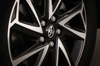 Toyota Yaris 1.5 Hybrid Dynamic | STOELVERWARMING  LED | CIMA | DAB  | APPLE | CAMERA / 23