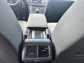 Volkswagen Golf 1.2 TSI HIGHLINE / 16