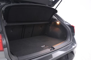 Volkswagen T-Roc 1.5 TSI Sport  150PK, Automaat, Apple carplay, Climate, / 12