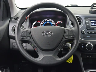 Hyundai i10 1.0i Comfort Bluetooth | All-seasons | Cruise control / 21