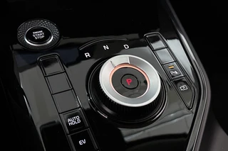 Kia Niro 1.6 GDi PHEV DynamicLine Keyless Achteruitrijcamera Apple CarPlay 18" / 25