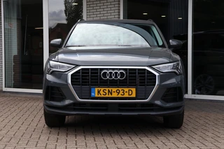 Audi Q3 45 TFSI Hybrid Edition Camera Trekhaak App-connect Stoelverwarming / 10