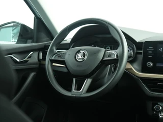 Skoda Scala 1.0 TSI First Edition | Pano | Stoelverwarming | Clima | Cruise | Carplay | / 8