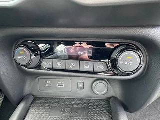 Nissan Juke 1.0 DIG-T N-Connecta '' Camera - Infotainmentsystem - PDC - Clima '' / 25