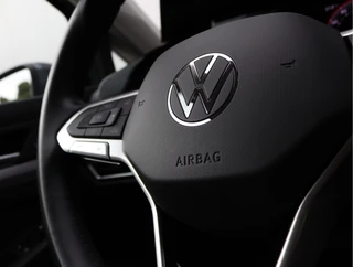 Volkswagen Golf 1.5 eTSI Life Edition  | Facelift | Head-up | Winter pakket / 54
