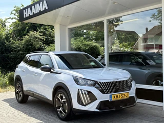 Peugeot 2008 1.2T 100pk Allure | DEMO | Facelift model | Parkeersensoren voor + achter | Apple Carplay/Android Auto | Climate Control | Lichtmetalen velgen