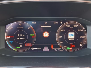 SEAT Leon TSI 204pk DSG Hybrid PHEV FR (Pano,Trekhaak,Camera,Virtual) / 21