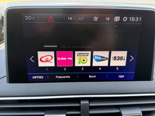 Peugeot 3008 1.2 PureTech AUTOMAAT Allure, achteruitrijcamera, luxe uitvoering, navigatie, cruise controle / 23
