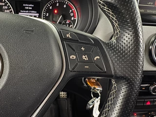 Mercedes-Benz B-Class 180 Ambition Nederlandse auto/ Trekhaak/ Parkeersensoren voor en achter/ Set winterbanden / 16