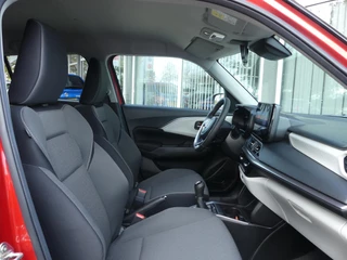 Suzuki Swift 1.2 Style Smart Hybrid / 31
