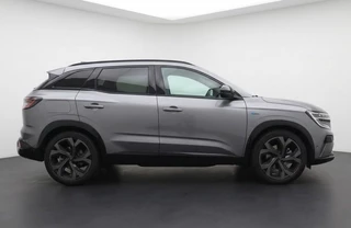 Renault Austral 1.2 E-Tech Full Hybrid Techno Esprit Alpine 200PK l 20" | Camera l Keyless l / 7