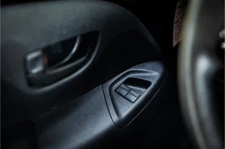 Peugeot 108 1.0 e-VTi Active  Airco / 19