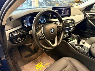 BMW 5-serie Touring 530e Business Edition Plus / trekhaak / Leder / pdc / 360 camera/cruise Adaptive / 11