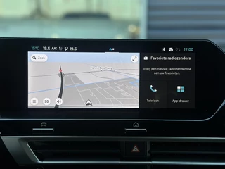 Citroen C4 1.2 Hybrid 145pk Collection | Comfort Seats | Voorruit-/Stoelverwarming | Navigatie | Climate Control | Apple Carplay/Android Auto | Cruise Control | Full LED | DAB | / 14