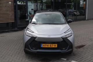 Toyota C-HR HYBRID 140 DYNAMIC ANDROID/APPLE AD-CRUISE PRIVACY-GLASS PARK-SENSOREN KEYLESS 18"LMV BLISS NL-AUTO / 10