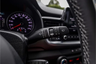 Kia Stonic 1.0 T-GDi MHEV DynamicLine  | Camera | LED | NL Auto / 37