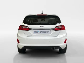 Ford Fiesta 1.0 EcoBoost Hybrid Titanium | Apple Carplay / Android Auto | Stoel + Stuurverwarming | Cruise Control | Parkeersensoren Achter | Lichtsensor | Climate Control | Verwarmbare Voorruit / 7