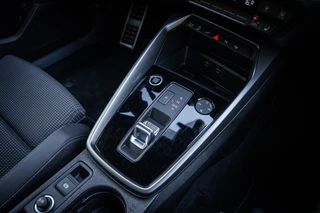 Audi A3 Sportback 40 TFSI e Business edition | Navi | Virtual cockpit | PDC | Cruise | LED / 64