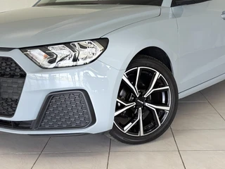 Audi A1 Sportback 25 TFSI Pro Line | Apple/Android | Parkeersensoren | Cruise Control / 17