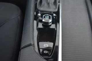 Volvo V90 2.0 T4 ADAP. CRUISE / STOEL VERW V+A + STW / WEGKLAP TREKH. / 24