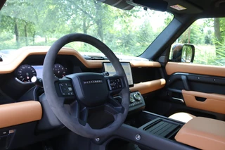Land Rover Defender 110 5.0 P525 110 V8 Carpathian Edition  Luchtvering/Meridian/360 Camera/22"/Trekhaak wegkl. / 11