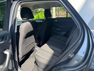 Volkswagen T-Roc 1.0 TSI Life Business  Airco-Ecc/Alu wielen/Mistl./Navigatie / 35
