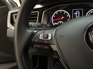 Volkswagen Polo 1.0 TSI Highline Climate Control Navigatie Parkeersensoren Adaptive Cruise / 23