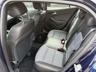 Mercedes-Benz GLA 200 Ambition Dealeronderhouden - Originele Trekhaak / 25