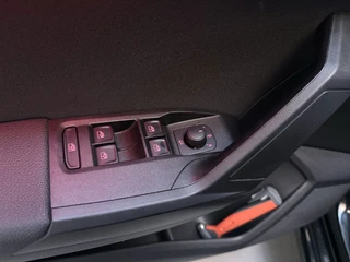 Seat Ibiza 1.0 TSI FR Business Intense Camera Navigatie Sfeerverlichting App-Connect / 15