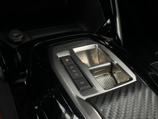Peugeot 2008 Hybrid Automaat 145 GT  | Camera voor + achter | Keyless | €540,- p.m. Private Lease! | 8 jaar We Care garantie | / 21