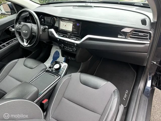 Kia e-Niro Edition 64 kWh 3-FASE ACHTERUITRIJ CAMERA CARPLAY STUUR/STOELVERWARMING / 9