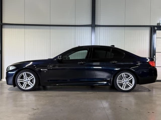 BMW 5-serie 520i M-Sport High Executive Pano Memory NL-AUTO / 10