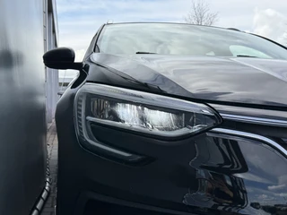 Renault Megane E-Tech Estate BWJ 2022 1.6 160 PK E-Tech Plug-In Hybrid 160 Zen NW APK FULL LED | CARPLAY + ANDROID | DAB + | NAVI | CLIMA | CRUISE | LMV | PDC / 10