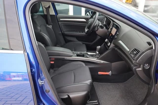 Renault Megane Estate 1.6 E-Tech Plug-In Hybrid 160 Intens|Camera|HUD|Keyless|Dodehoek assistentie / 13