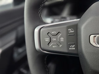Jeep Compass First Edition 74 kWh  | Apple-Android | Panoramadak | Massagestoelen / 16