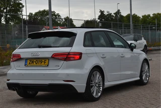 Audi A3 Sportback 1.5 TFSI CoD Sport S Line Edition 150 pk  | NL-Auto | Open dak | Carplay | Adapt.Cruise Control | Navi | Full LED | Onderh.historie / 27