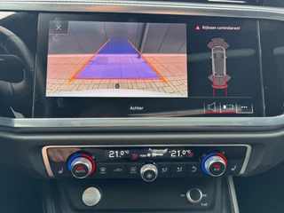 Audi Q3 35 TFSI S Line Edition * Panoramadak * Trekhaak * Stoelverwarming * Parkeercamera * / 20