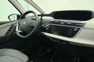 Citroen C4 SpaceTourer 1.2T Business | 130PK | Automaat | Elektrische achterklep | Climate Control | Navigatie | Cruise Control | Camera achter | Stoelen voor met massagefunctie | Slechts 44.336 km! / 17