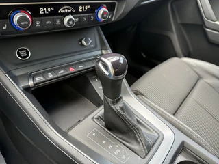 Audi Q3 45 TFSI e Hybrid 245pk S edition S-line Keyless | Camera / 40