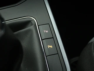SEAT Arona 1.0 TSI Style Launch | Trekhaak | Navigatie | Camera | Stoelverwarming / 49