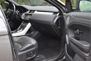 Land Rover Range Rover Evoque 2.0 D180 AWD R-Dynamic SE NL-AUTO, BOEKJES,NAP EN ONDERHOUDSHISTORIE / 12