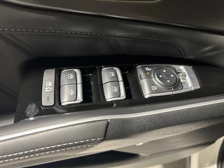 Kia Sorento 1.6 T-GDi Plug-in Hybrid 4WD DynamicPlusLine 7p. | Glazen schuif-/kanteldak | BOSE premium geluidsinstallatie | Stoel- en stuurverwarming | NU €3000 Voorraadvoordeel! / 17