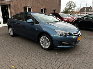 Opel Astra 1.4 TURBO 140PK! DESIGN EDITION TREKHAAK/42500KM! / 7