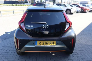 Toyota Aygo X LIMITED JBL-AUDIO STOELVERWARMING KEYLESS PARK-SENSOREN 18"LMV APPLE/ANDROID LED CLIMA CAMERA AD-CRUISE NL-AUTO / 5