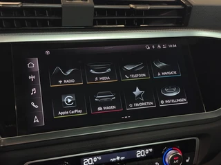Audi Q3 35 TFSI S-Line Black Edition Pano Camera Leder Trekhaak 19'' / 24