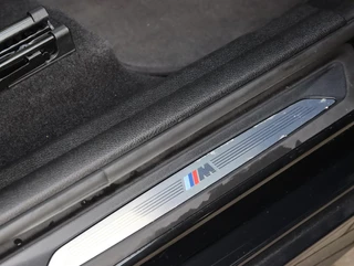 BMW 2-serie Active Tourer 220i High Executive M-sport | Uniek!! / 35
