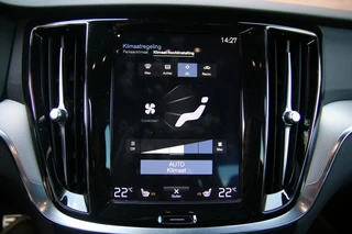 Volvo S60 2.0 T4 R-Design Polestar engineered / 17