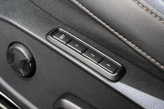 CUPRA Leon Sportstourer 1.4 e-Hybrid VZ 245 PK Achteruitrijcamera Apple CarPlay Stoel-Stuurverwarming / 20