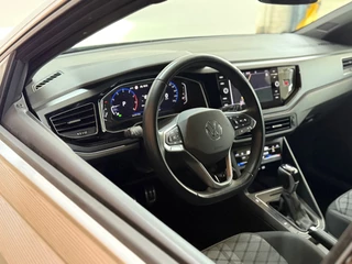 Volkswagen Polo 1.0 TSI R-Line | 110PK | IQ.Drive pakket | Virtual | Full LED Matrix Beam | Camera | Discover Pro | Clima |Ambient / 2