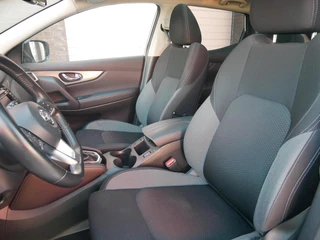 Nissan Qashqai 1.3 DIG-T N-Connecta  360C| Trekhaak| Navi+BT| Pano / 17